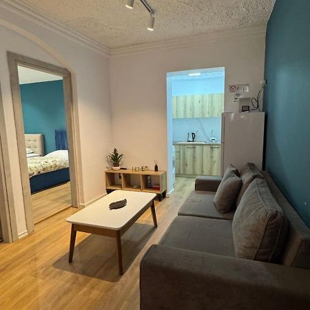 Host Elios Tirana Apartman Kültér fotó