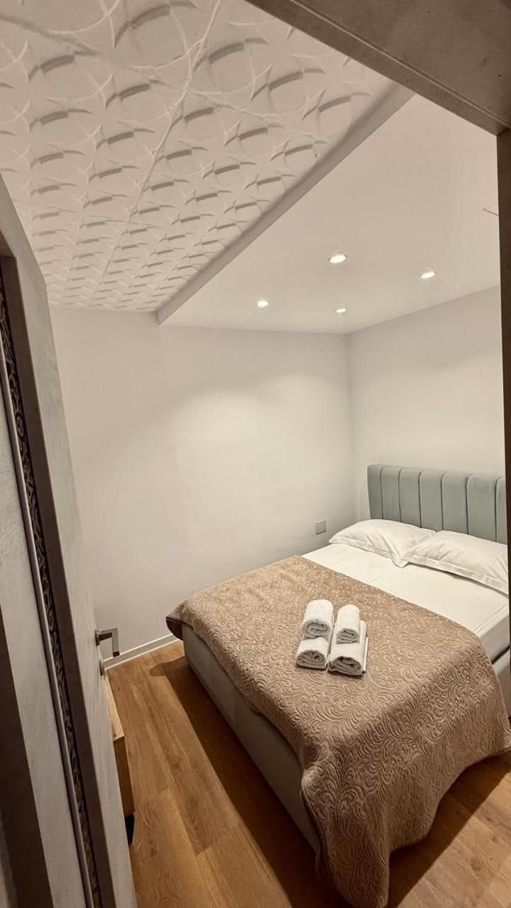 Host Elios Tirana Apartman Kültér fotó